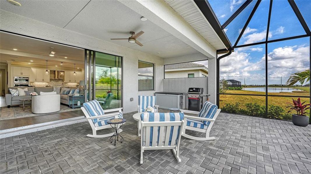 Exterior details and patio area of a home in , Bradenton (Image 24).