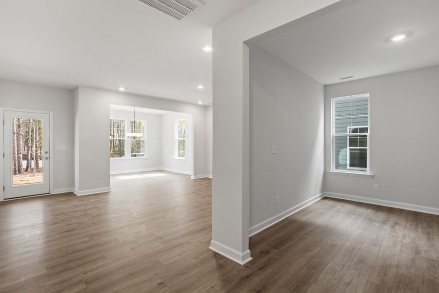 Spacious, unfurnished interior of a new home in Sweetbrier, Durham (Image 18).