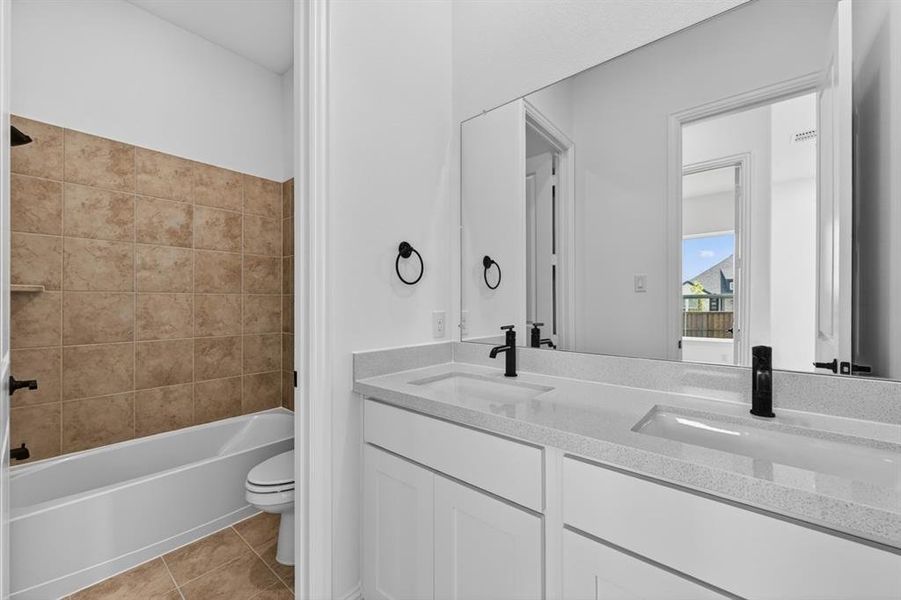 546 Chatham Street ~ Ready Now
