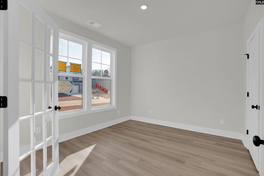 Spacious, unfurnished interior of a new home in Old Charleston Acres, Pelion (Image 13).