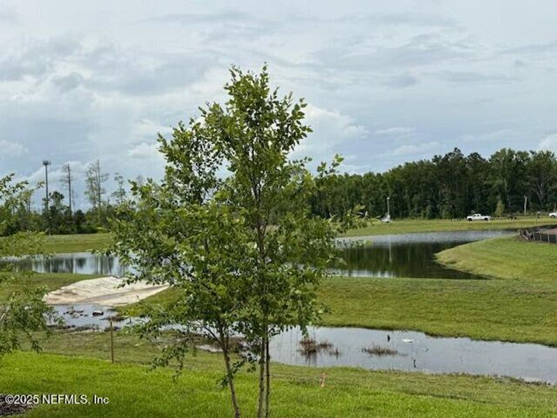 Image 6 of a home in .