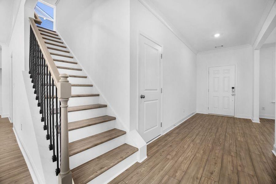 Spacious, unfurnished interior of a new home in Bailey Fence, Dacula (Image 26).