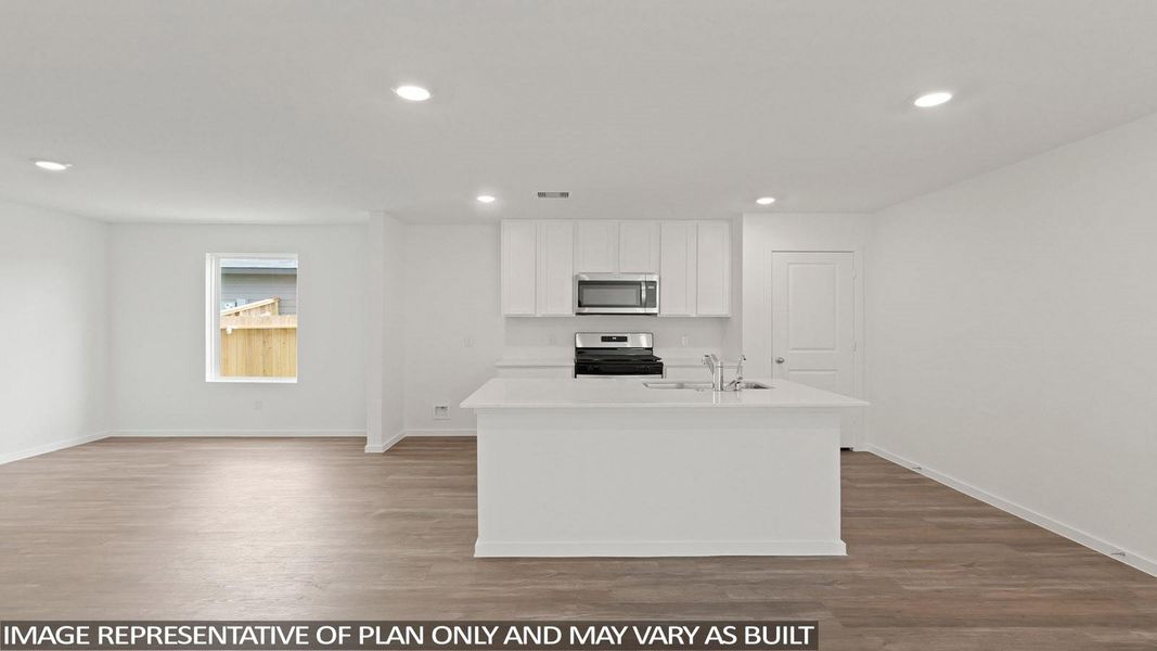 Furnished interior view inside a new home in Lexington Heights, Willis (Image 8).