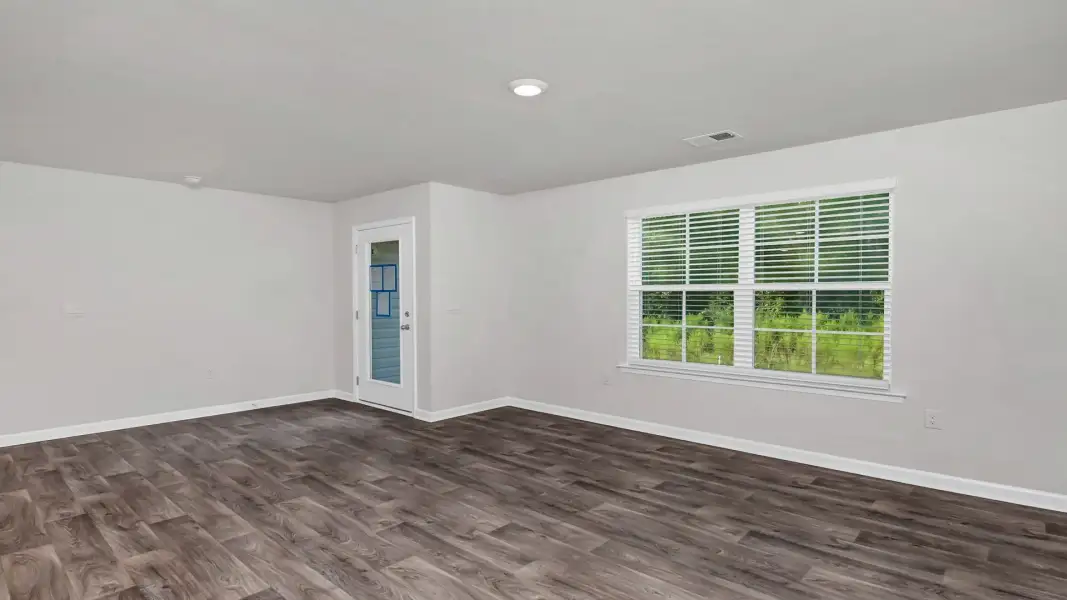 Spacious, unfurnished interior of a new home in Hunter's Branch Townhomes, Hopkins (Image 11).