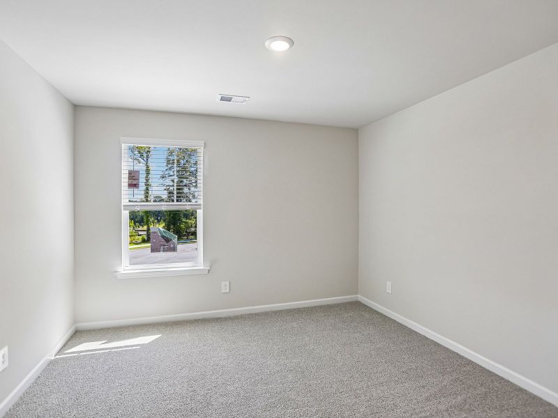 Spacious, unfurnished interior of a new home in Artisan Walk, Fairburn (Image 11).