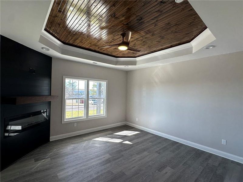 Spacious, unfurnished interior of a new home in , Augusta (Image 24).