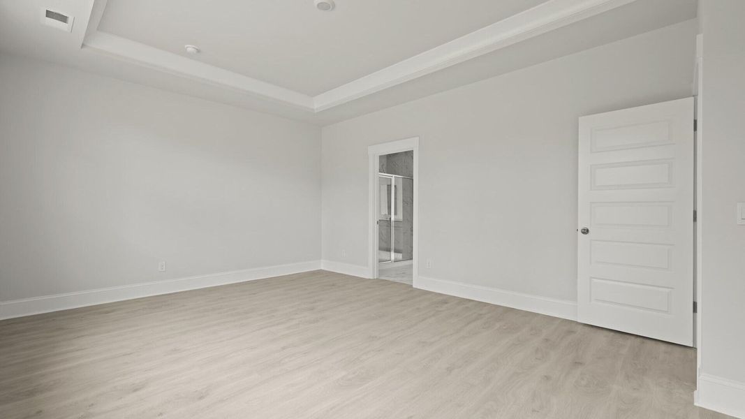 Spacious, unfurnished interior of a new home in Berkeley Bay, Ridgeville (Image 25).