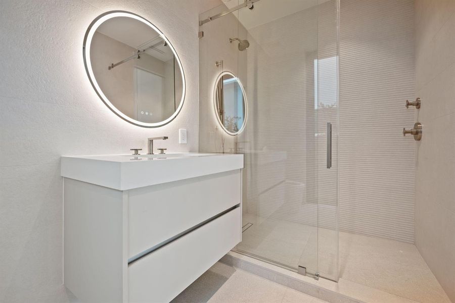 21-web-or-mls-607-ne-17th-ave