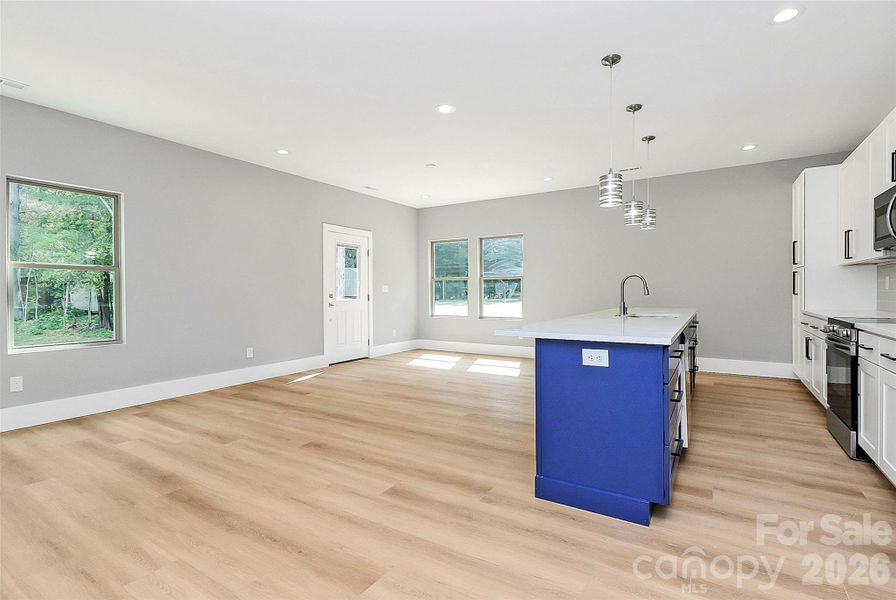 Spacious, unfurnished interior of a new home in , Rock Hill (Image 19). Spacious, unfurnished interior of a new home in , Rock Hill (Image 19).