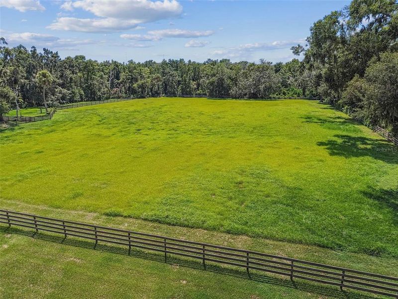 Image 34 of a home in .