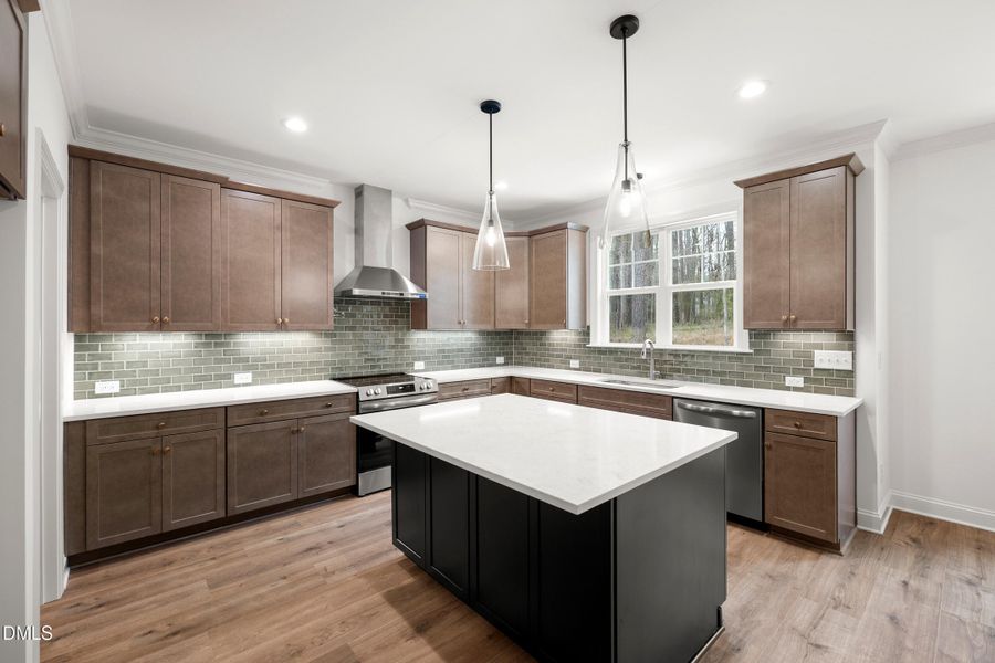 332A6D9C-E724-4AF7-B151-03C1D36DFD65