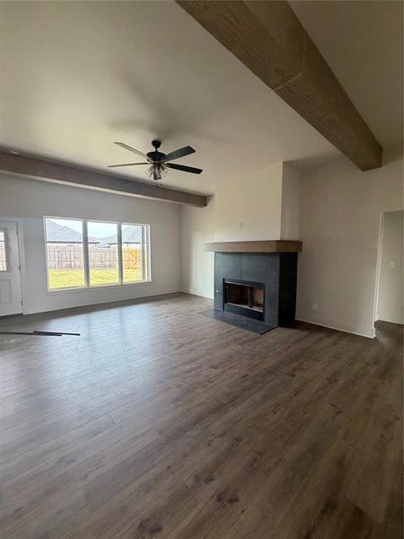 Spacious, unfurnished interior of a new home in , Abilene (Image 22).