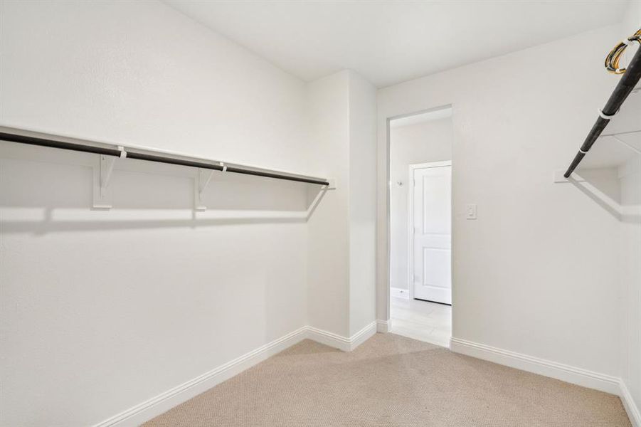 Photo is not of the actual home, but is an inspirational photo of builder’s model home and may depict options, furnishings, and/or decorator features that are not included. Photo is not of the actual home, but is an inspirational photo of builder’s model home and may depict options, furnishings, and/or decorator features that are not included.