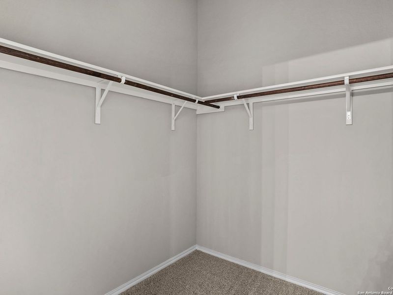 Spacious, unfurnished interior of a new home in Hannah Heights, Seguin (Image 22).