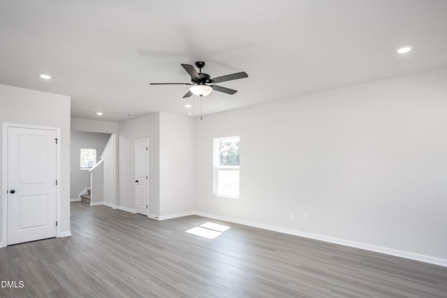 IMG_7985-Edit IMG_7985-Edit