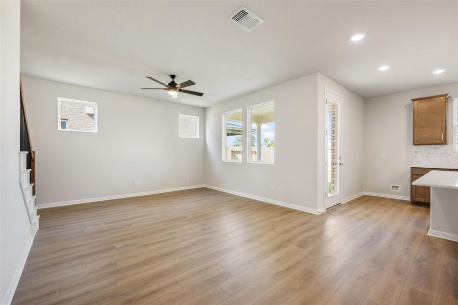 Spacious, unfurnished interior of a new home in The Cottages at La Cima, San Marcos (Image 16). Spacious, unfurnished interior of a new home in The Cottages at La Cima, San Marcos (Image 16).