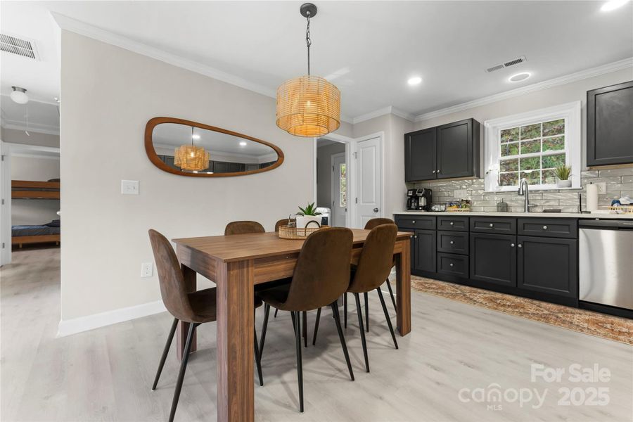 Furnished interior view inside a new home in , Maggie Valley (Image 9).