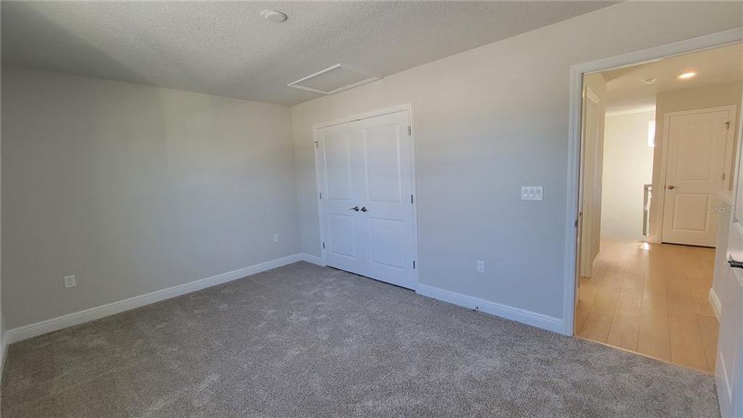 Spacious, unfurnished interior of a new home in , New Smyrna Beach (Image 8).