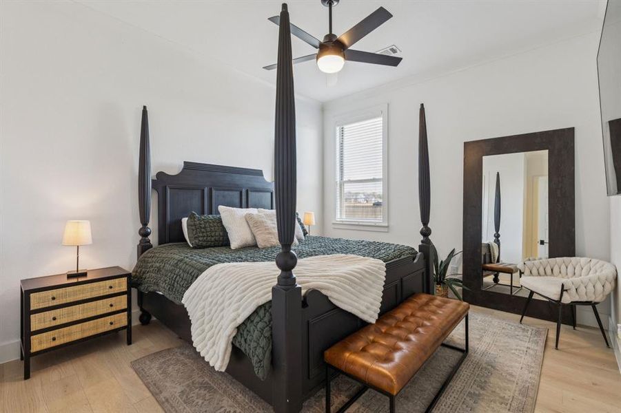 Furnished interior view inside a new home in The Resort on Eagle Mt. Lake, Fort Worth (Image 5). Furnished interior view inside a new home in The Resort on Eagle Mt. Lake, Fort Worth (Image 5).