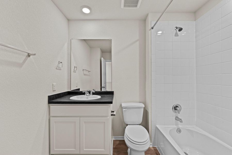 Furnished interior view inside a new home in Bollinger, Maxwell (Image 4).