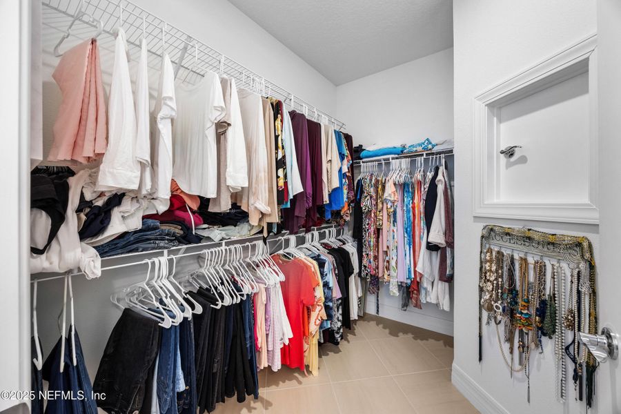 Furnished interior view inside a new home in , Yulee (Image 9).