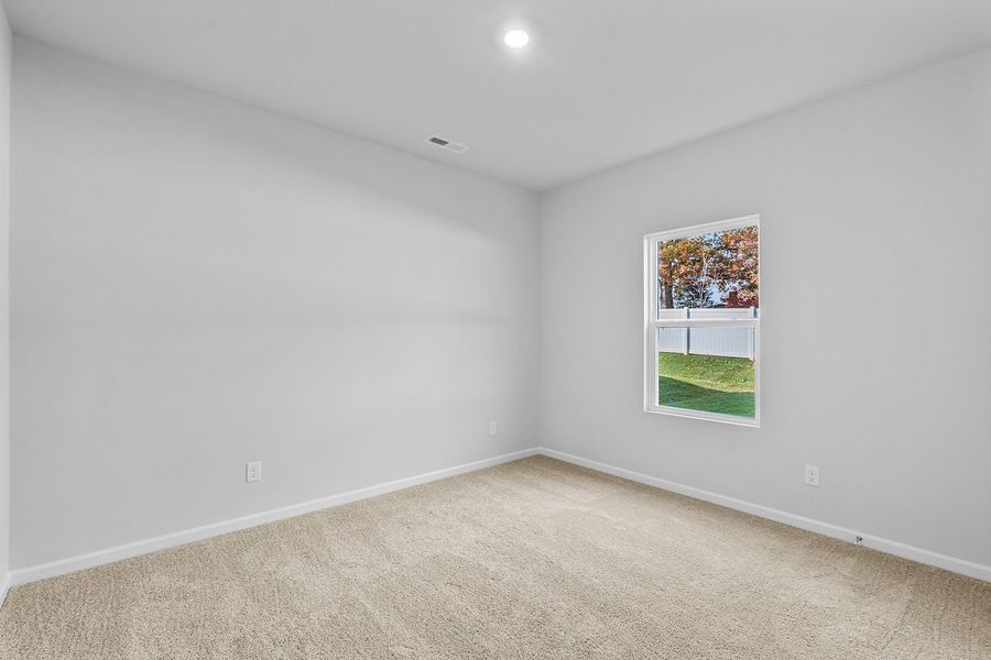 Spacious, unfurnished interior of a new home in Hanes Lake, Winston-Salem (Image 25). Spacious, unfurnished interior of a new home in Hanes Lake, Winston-Salem (Image 25).