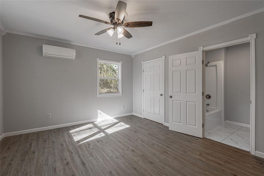Spacious, unfurnished interior of a new home in , Huntsville (Image 15).