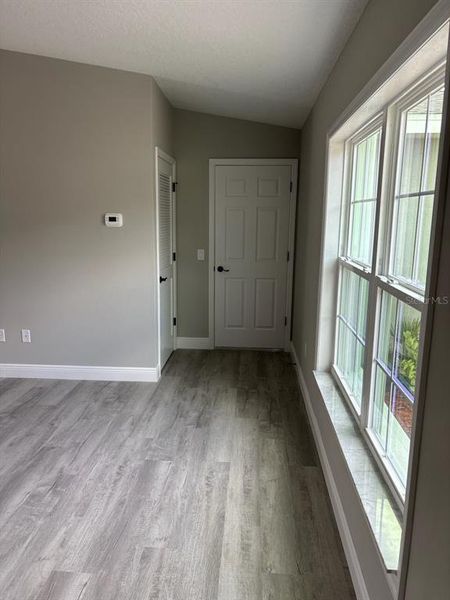 Spacious, unfurnished interior of a new home in , Citrus Springs (Image 19).