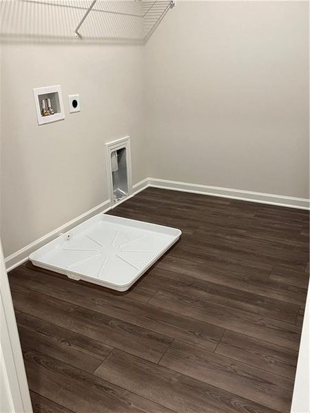 Spacious, unfurnished interior of a new home in Union Grove, Braselton (Image 31).