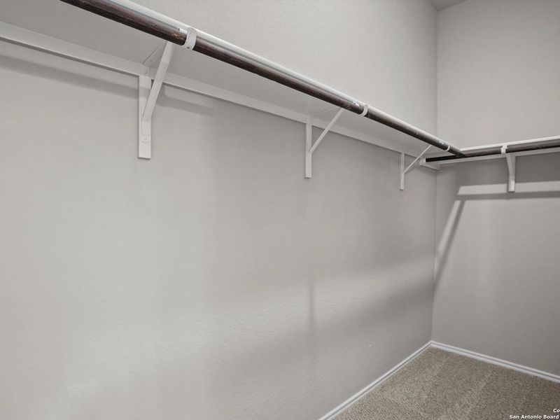 Spacious, unfurnished interior of a new home in Hannah Heights, Seguin (Image 21).