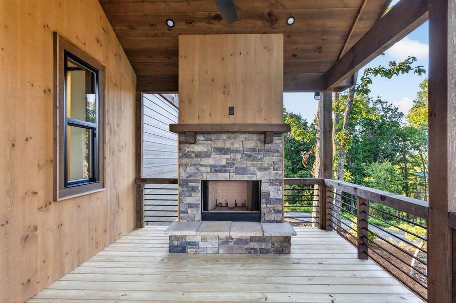 Exterior details and patio area of a home in , Blue Ridge (Image 35).
