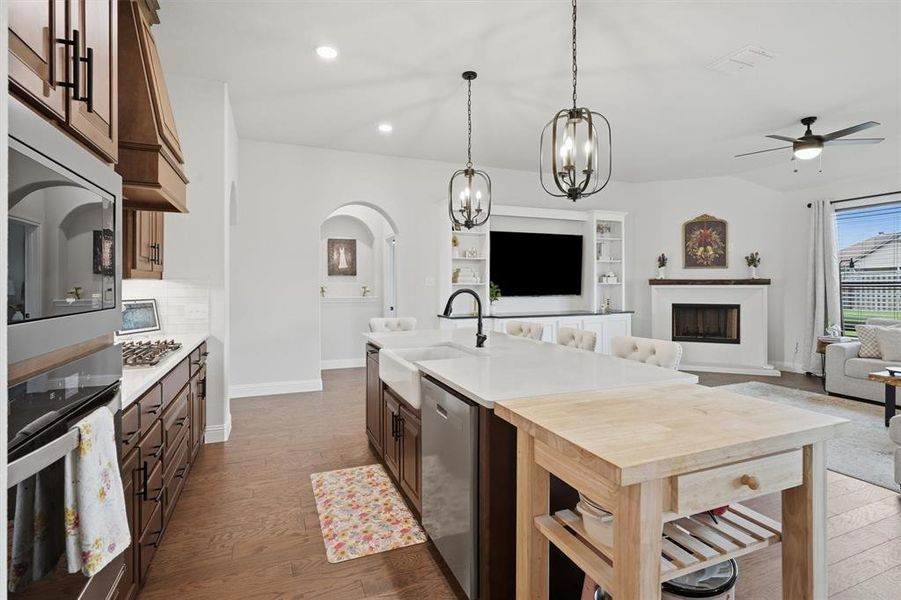 Furnished interior view inside a new home in Abe's Landing, Granbury (Image 15).