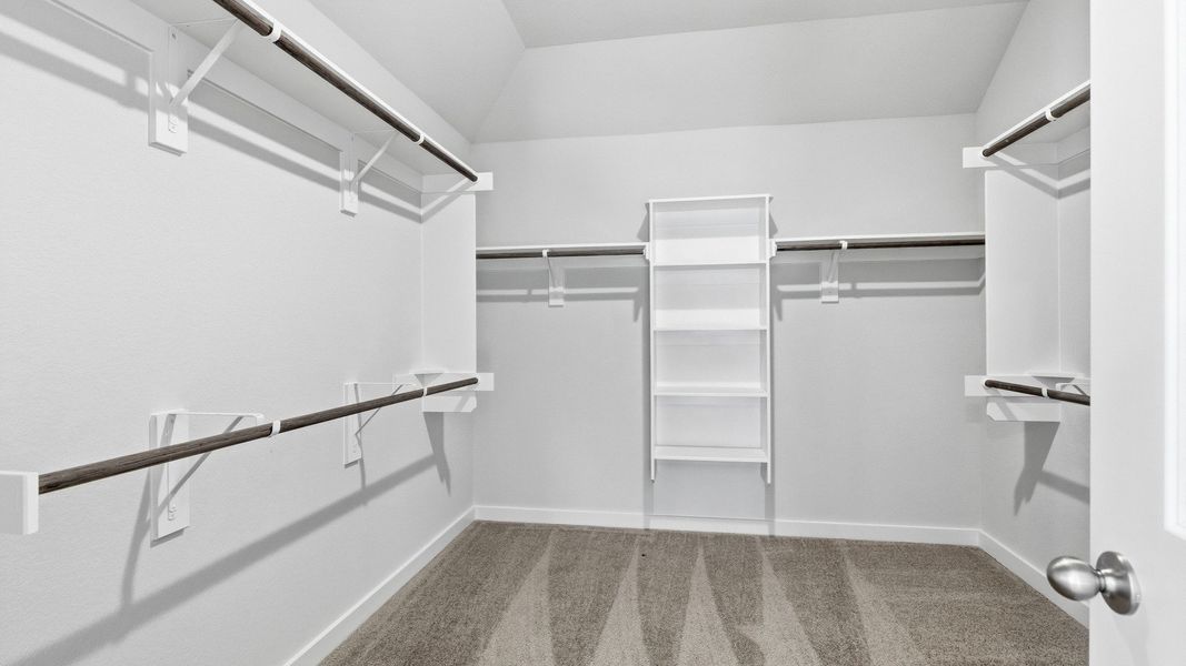 Furnished interior view inside a new home in Creeks Crossing, Elgin (Image 13).