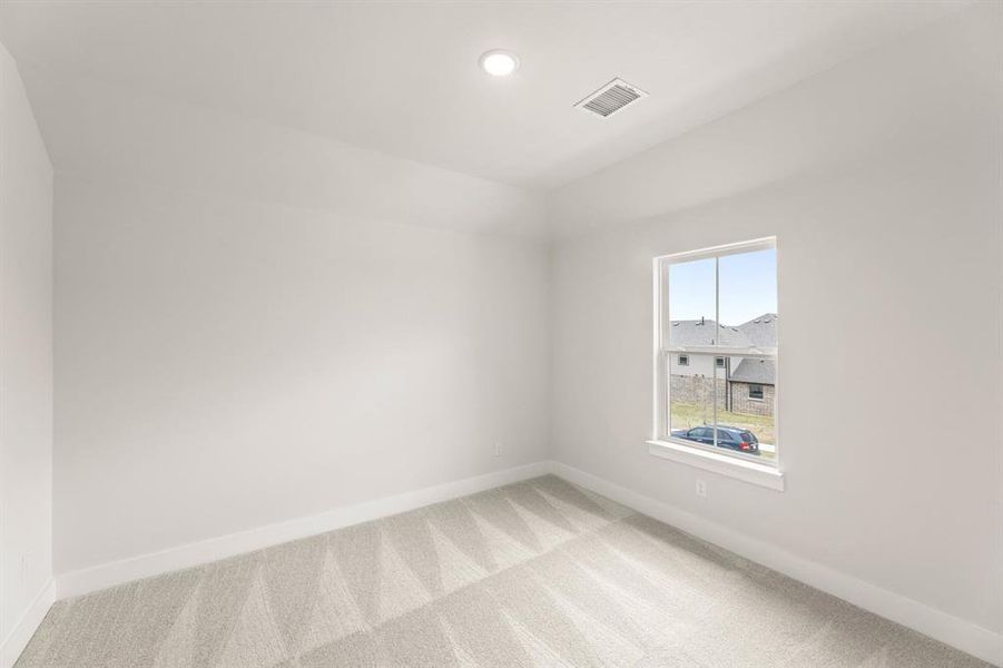 605 Aberdeen-Bedroom-2