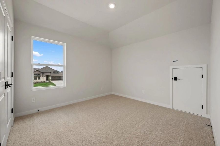 Spacious, unfurnished interior of a new home in The Trails at Carmel, Pflugerville (Image 22). Spacious, unfurnished interior of a new home in The Trails at Carmel, Pflugerville (Image 22).