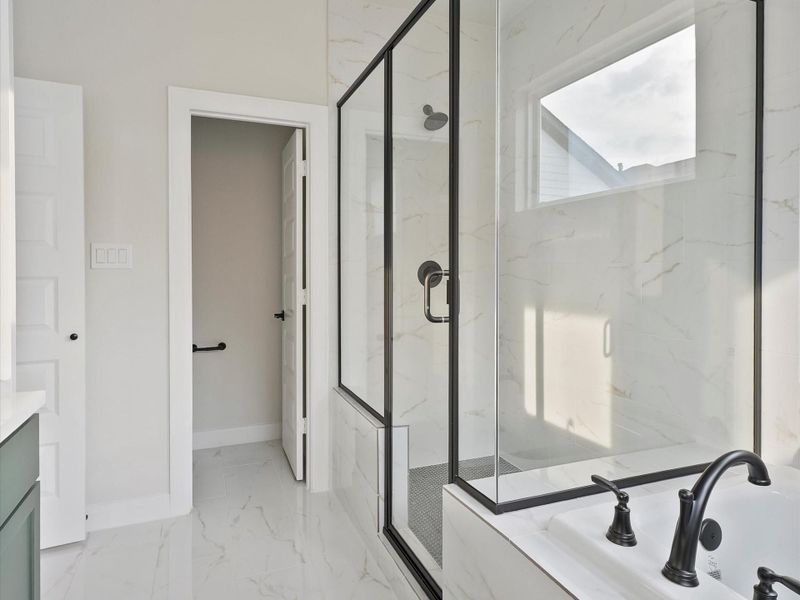 Image 13 of a home in Reserve At Oak Forest.