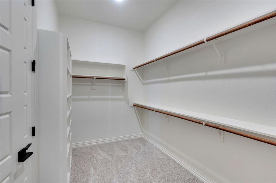 Image 25 of a home in .