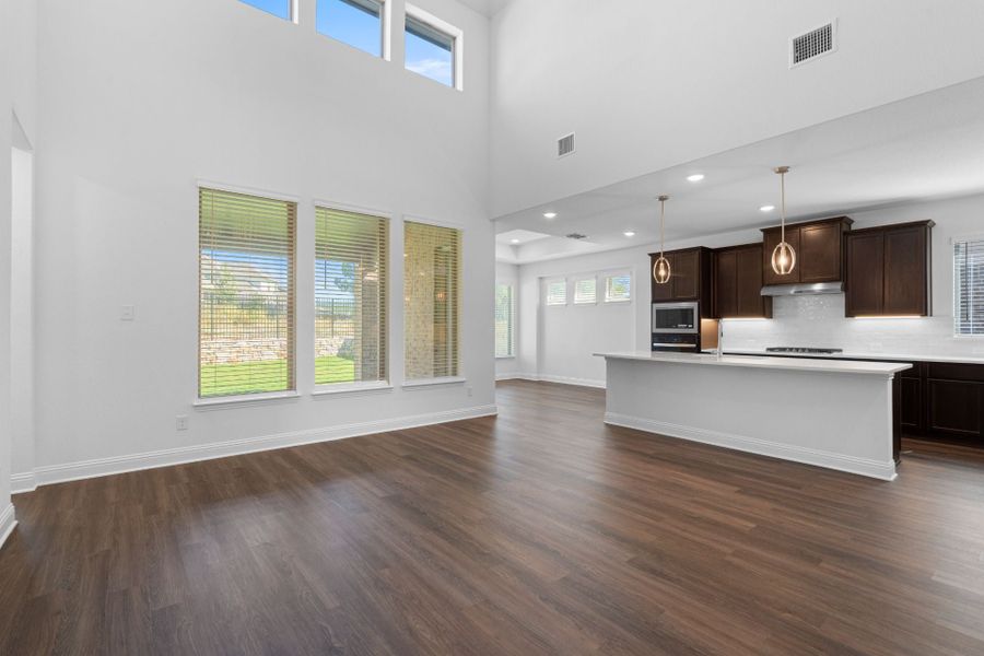 2,926sf New Home in Lago Vista, TX.  - Slide 18