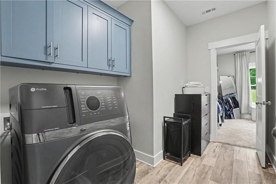 Furnished interior view inside a new home in , Hoschton (Image 35).