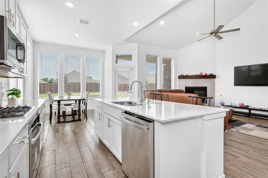 Well equipped kitchen with gas cooktop and plenty of counter space.