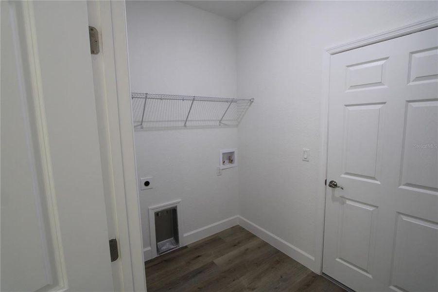 Spacious, unfurnished interior of a new home in , Citrus Springs (Image 29).