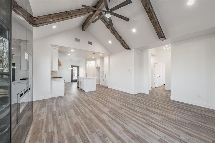 Spacious, unfurnished interior of a new home in , Richland Hills (Image 33).