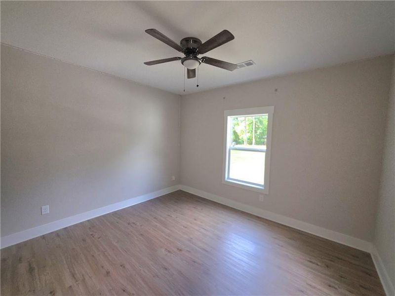 Spacious, unfurnished interior of a new home in , Statham (Image 9).