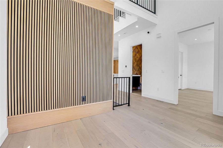 Spacious, unfurnished interior of a new home in , Denver (Image 33).