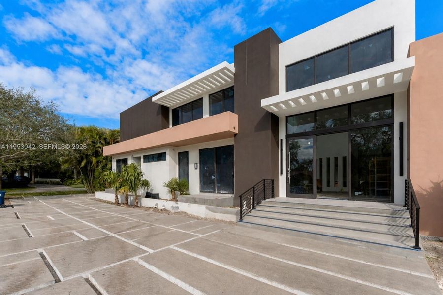 Image 22 of a home in .