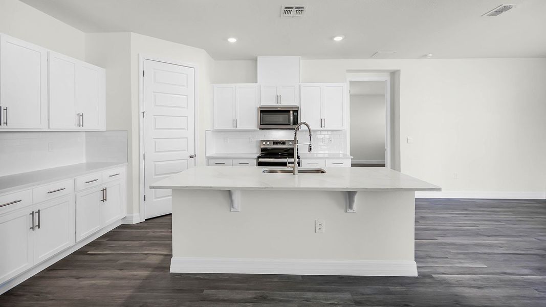 Furnished interior view inside a new home in Hawthorne Ranch, Lakeland (Image 4).