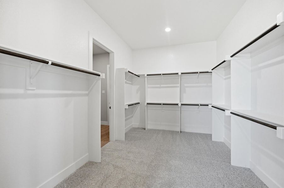 Spacious, unfurnished interior of a new home in Rocky Top Ranch, Reno (Image 28). Spacious, unfurnished interior of a new home in Rocky Top Ranch, Reno (Image 28).