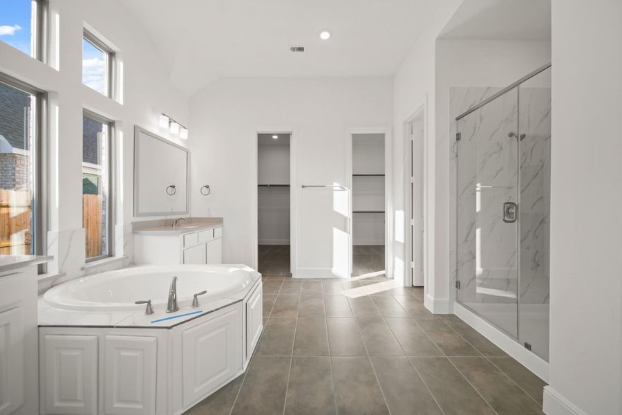 Furnished interior view inside a new home in Valencia 70', Manvel (Image 9). Furnished interior view inside a new home in Valencia 70', Manvel (Image 9).