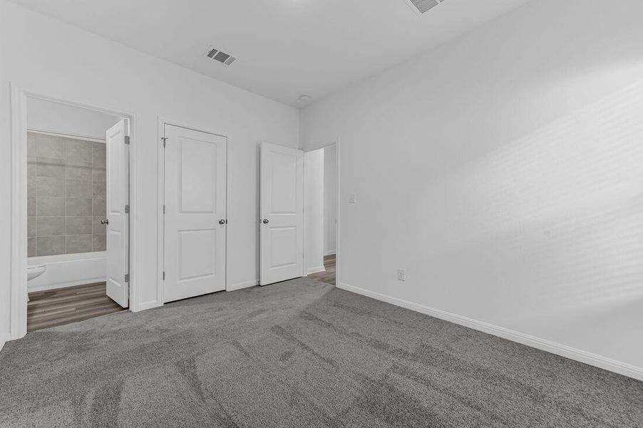 210 Crumpton Way - Ready Now!