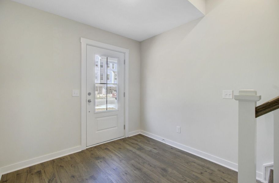 Spacious, unfurnished interior of a new home in , Johns Island (Image 24).